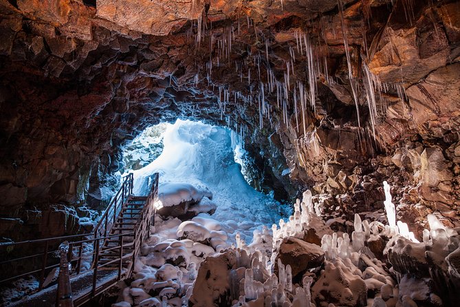 The Lava Tunnel Tour with Transfer from Reykjavik - Getting ready for the one-hour walk
