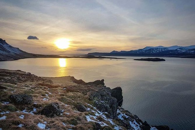 The Silver Circle and Glacier Visit - Húsafell, where nature and settlement meet