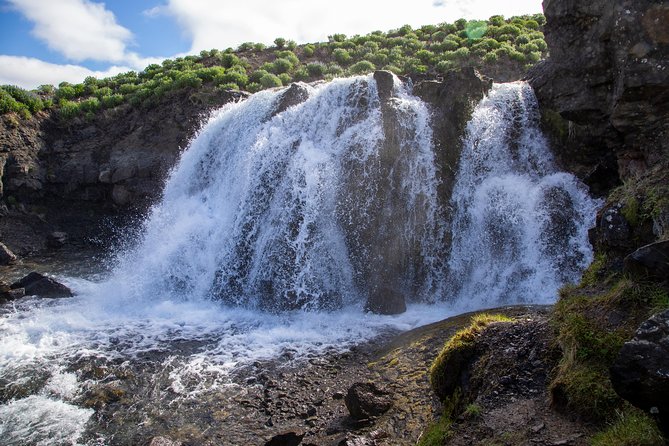 Unique West Iceland and Krauma SPA tour by minibus - Deildartunguhver shows geothermal energy at full force