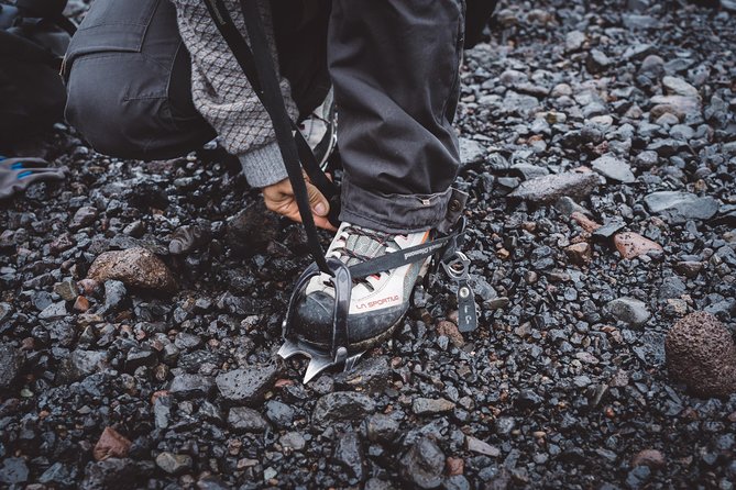 Vatnajökull Guided Beginner Glacier Walk with 4x4 Transfer - What to wear for an all-weather departure