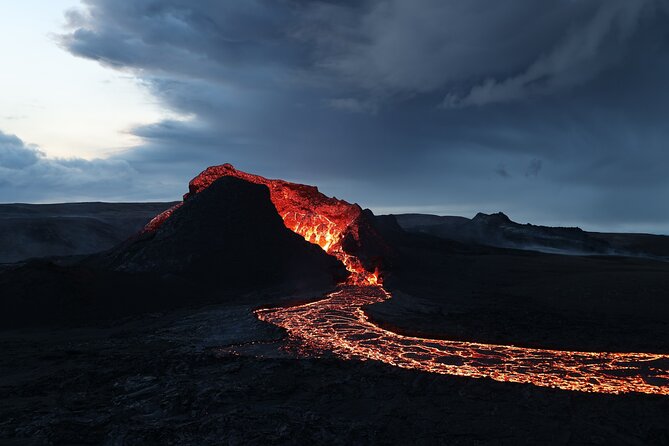 Volcano Tour on Reykjanes Peninsula Including Icelandic Snacks - Fagradalsfjall and the changing volcano route