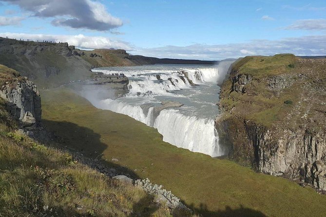 Your private golden circle tour with a personal guide - Your guide and the value of a private vehicle